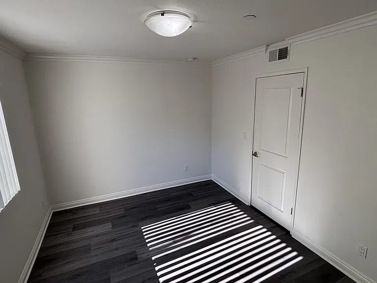 Bedroom #1