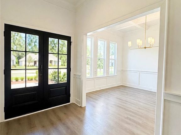4th image of 2221 Brock Dr