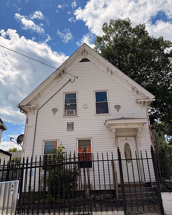 1st image of 20 Monmouth St