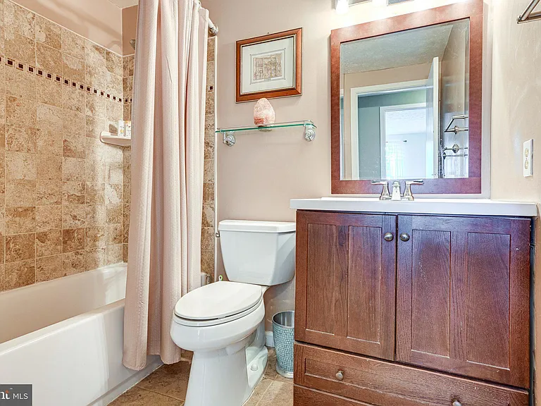 6144 Windward Dr — Photo 22