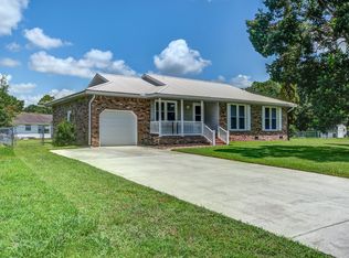 717 Beauregard Rd, Summerville, SC 29486