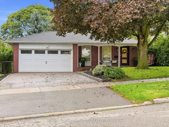 20 Ringwood Cres, Toronto, ON M2J 1C9