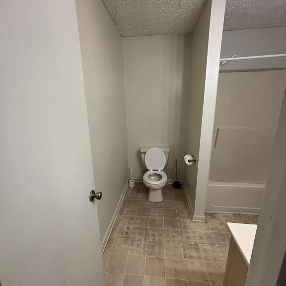 305 Farside Dr #8 — Photo 20