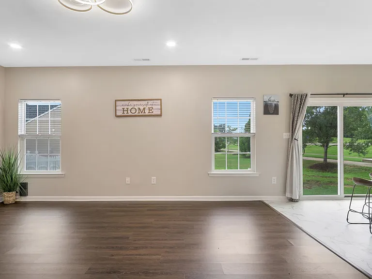 10868 White Dogwood Dr — Photo 11