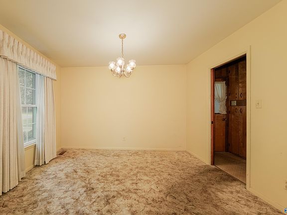 4th image of 1718 Laverne Dr NW