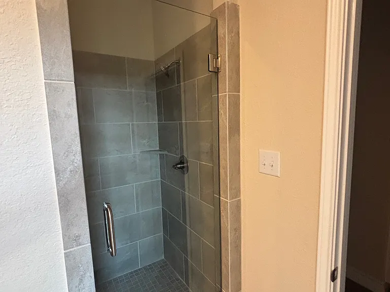 105 Troubadour Ln — Photo 8