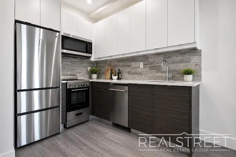 2517 Bedford Avenue — Photo 3
