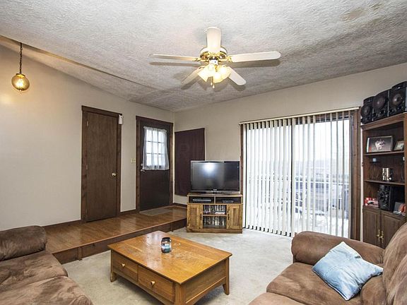 5th image of 15 Apple Valley Blvd