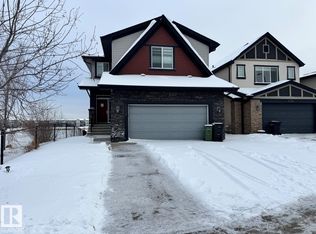 1352 Secord Lndg NW, Edmonton, AB T5T 5W7