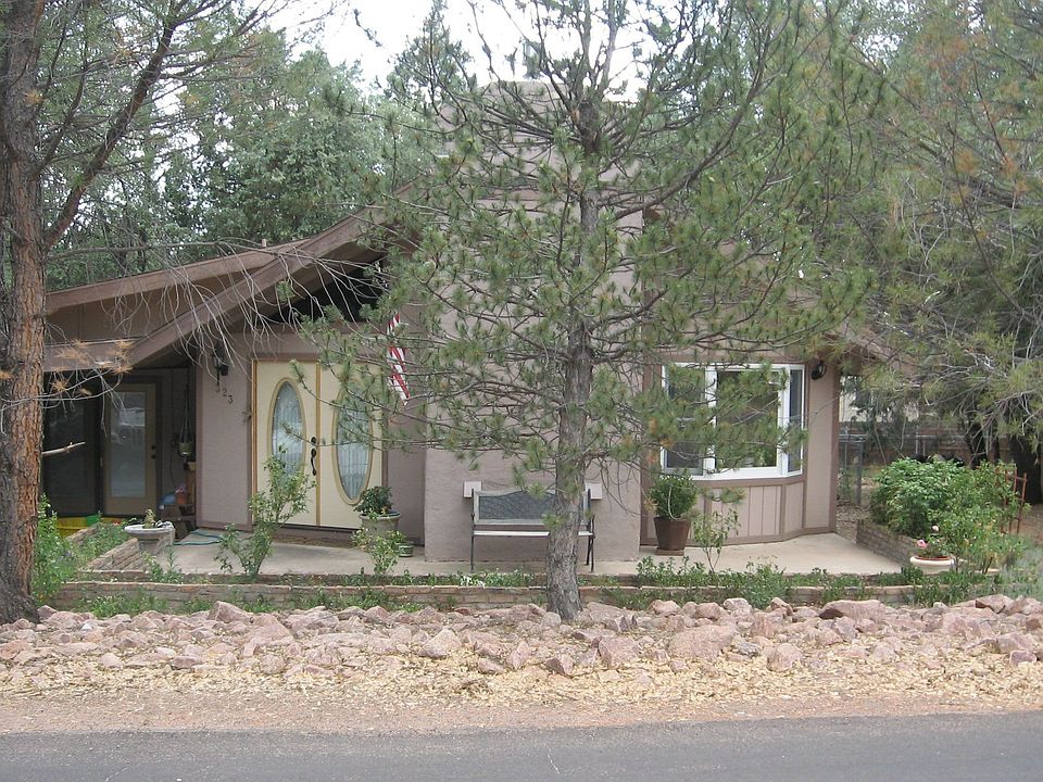 Front view off street
