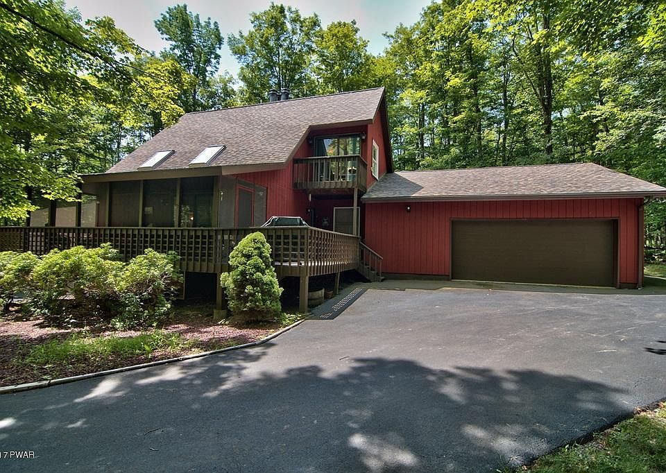 1st image of 79 Parkwood Dr