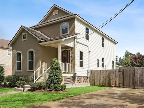 2nd image of 1479 Granada Dr