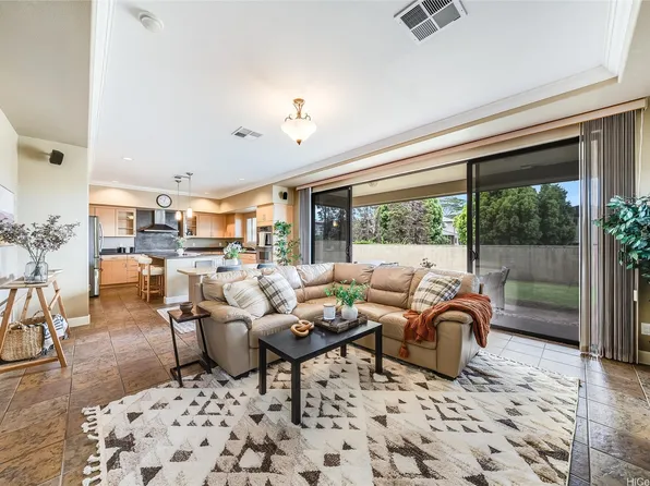 95-1021 Hoama St, Mililani, HI 96789