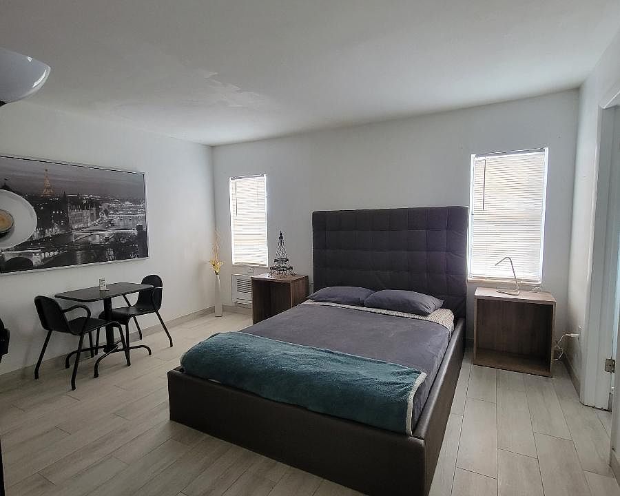 1st image of 1200 14th St APT 4