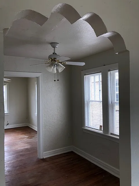 3512 North Robinson Avenue - 5 — Photo 3