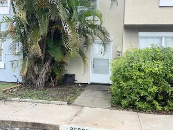 6600 121st Ave APT 6, Largo, FL 33773