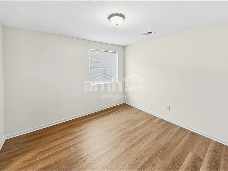 25940 W 142nd Ct — Photo 12