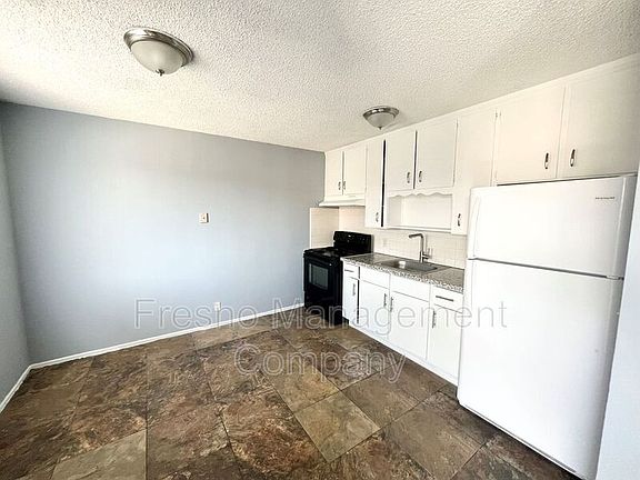 2nd image of 423 S Dearing Ave #H