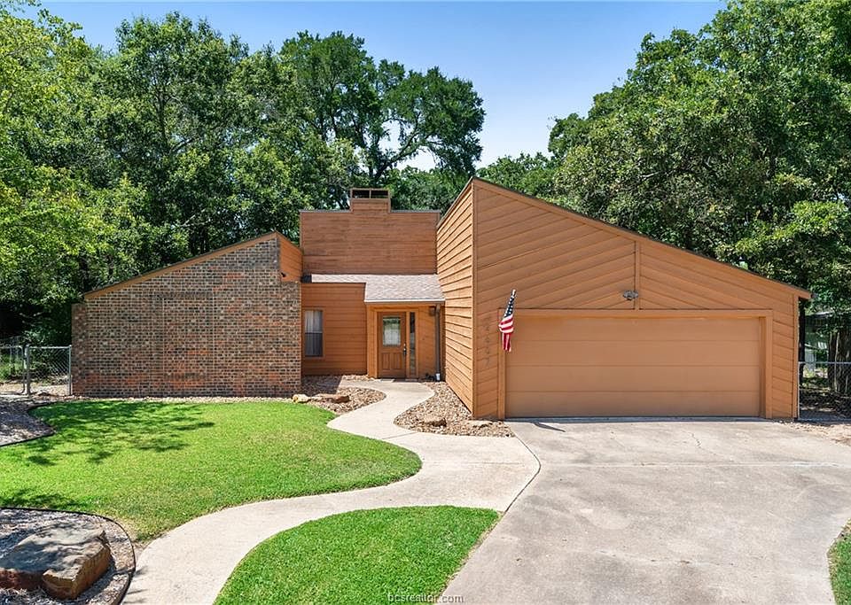 1st image of 2607 Vicksburg Ct