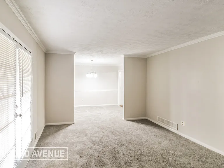 2481 Rockbridge Rd NW — Photo 10