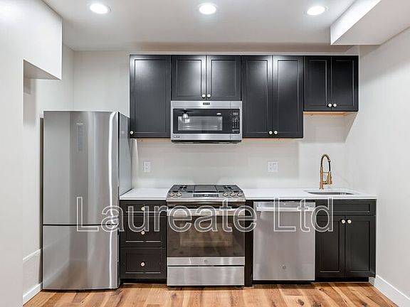 2nd image of 1126 N Lafayette St #5