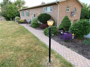 15089 Heritage Dr, Clayton, NY 13624