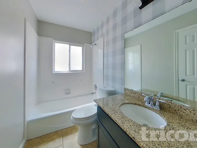 5845 S 4025 W — Photo 8