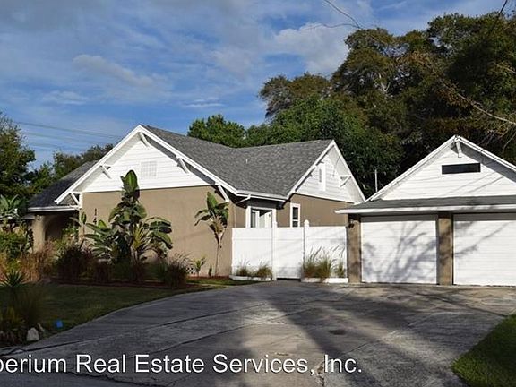 2nd image of 141 N Lake Dr