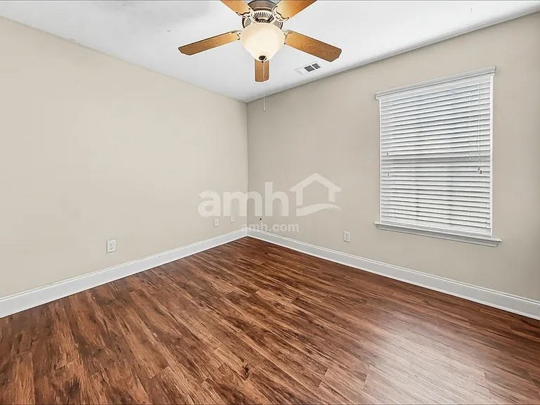 133 Ohara Dr — Photo 16