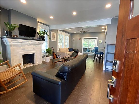 3rd image of 3502 W Obispo St