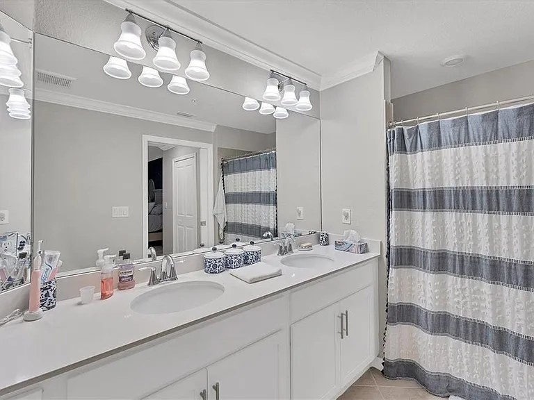 14184 Heritage Landing Blvd #516 — Photo 21