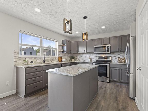 2nd image of 6987 Granite Falls Dr