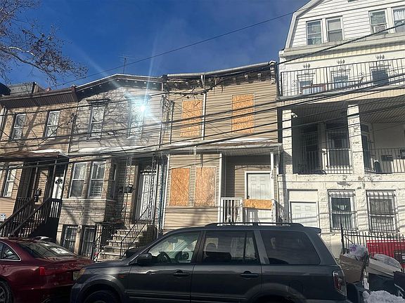 4th image of 146 Mount Prospect Ave