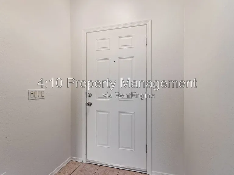 45305 W Balboa Dr — Photo 8