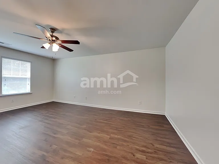 138 Blackwater Way — Photo 8