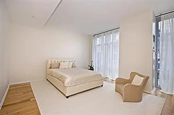 Sold by Douglas Elliman | media 18