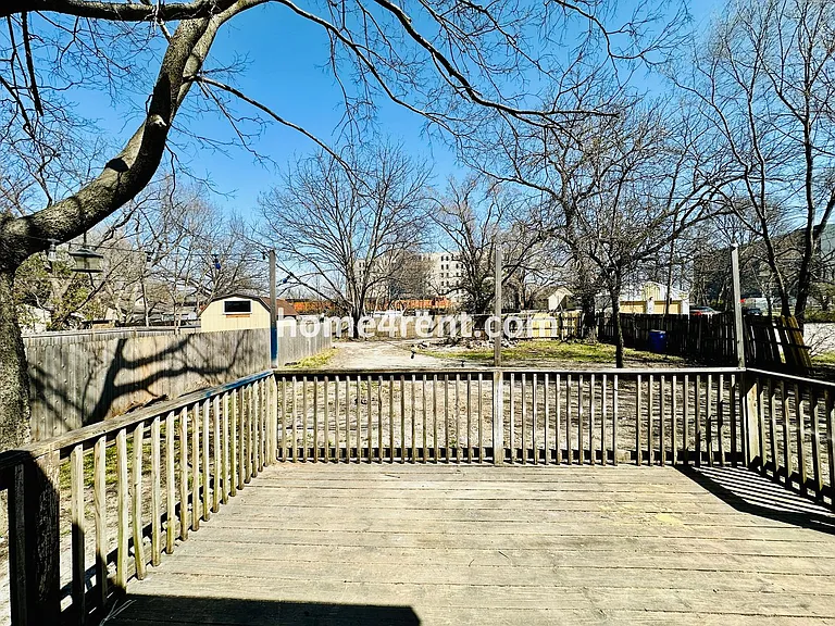 220 N Walnut St — Photo 27