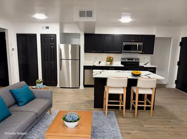 6982 Hanover Pkwy APT 203, Greenbelt, MD 20770