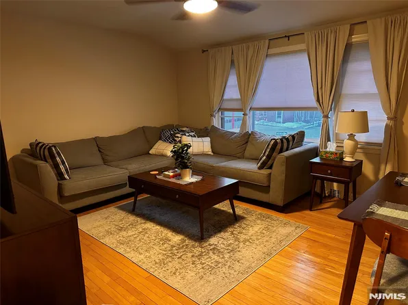 295 Grove St Floor 2, East Rutherford, NJ 07073