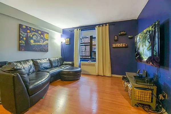 Sold by LG Fairmont Group | media 8