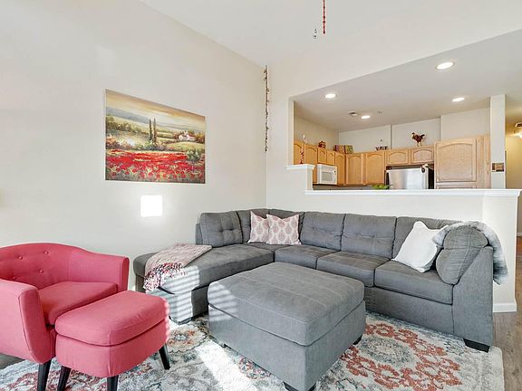 2nd image of 2491 Fountain Greens Pl Unit D-8