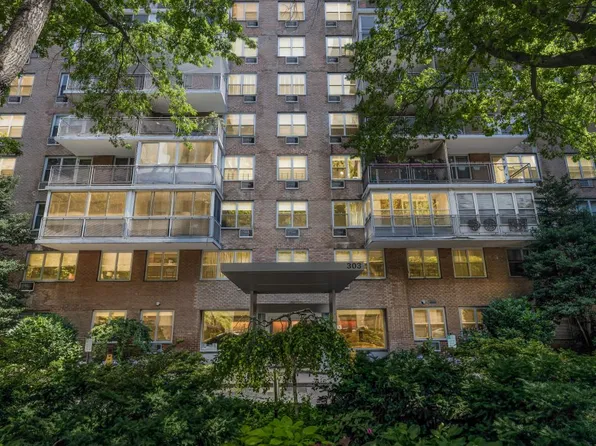 303 West 66th Street image 21 of 21