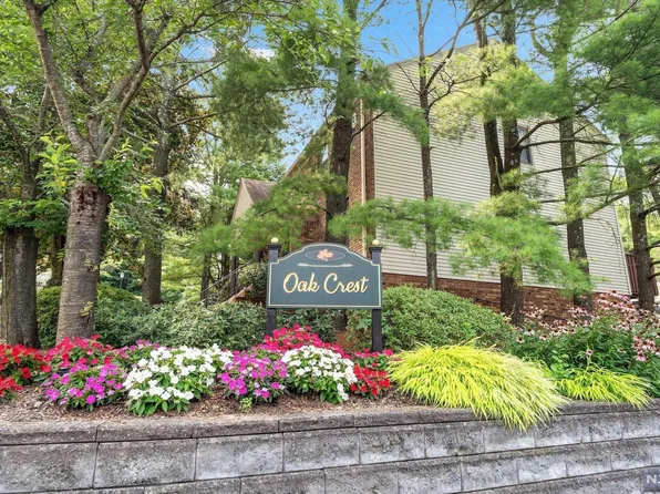101 E Oak St APT I-7, Oakland, NJ 07436