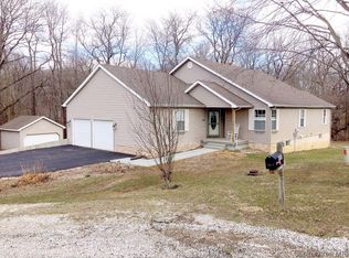 9120 Riech Ln, Cantrall, IL 62625