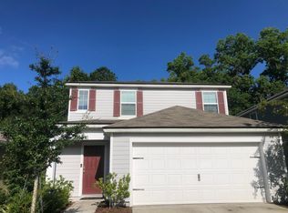 7982 Meadow Walk Ln, Jacksonville, FL 32256