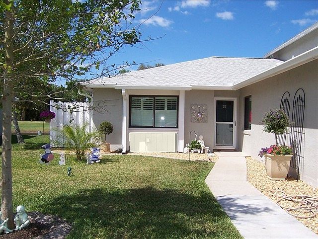 1st image of 76 Lake Forest Pl