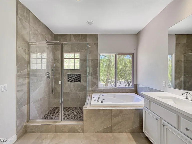229 N Buteo Woods Ln — Photo 57