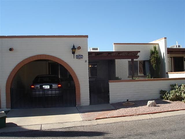 Winter Retreat in SW Decor