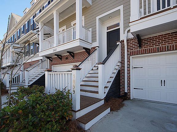 2nd image of 1899 Carolina Towne Ct