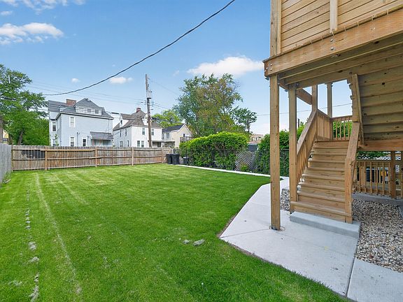 5th image of 328 N Lockwood Ave #2